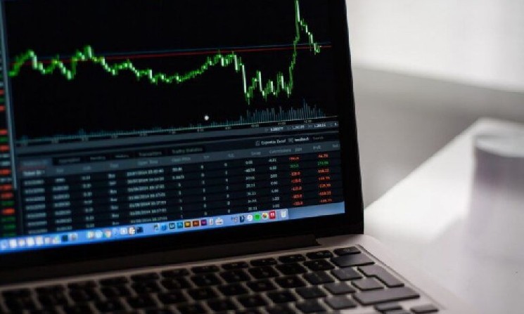 
			Хоскинсон считает, что 2026 год станет прорывным для Midnight, Leios и Cardano DeFi		