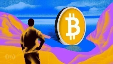 Биткоин удерживает позиции у отметки  000